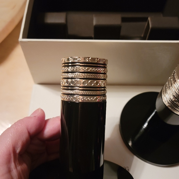 Brand New Vera Wang Wedgwood With Love Noir 4" candlestick holder pair - Picture 7 of 9